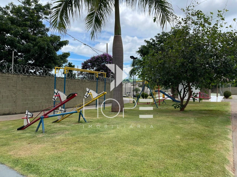 Casa à venda – 3 Quartos – Condomínio Royal Norte – Zona Norte – Londrina/PR