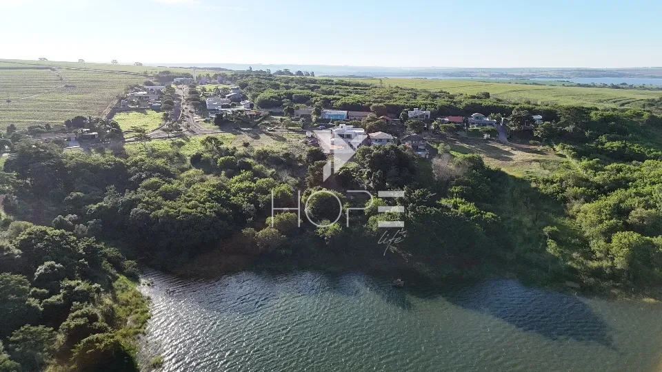 Imagens do imóveis Condomínio Porto das Águas - terreno molhado à venda com 2.000 m² - frente para o lago - Porecatu PR