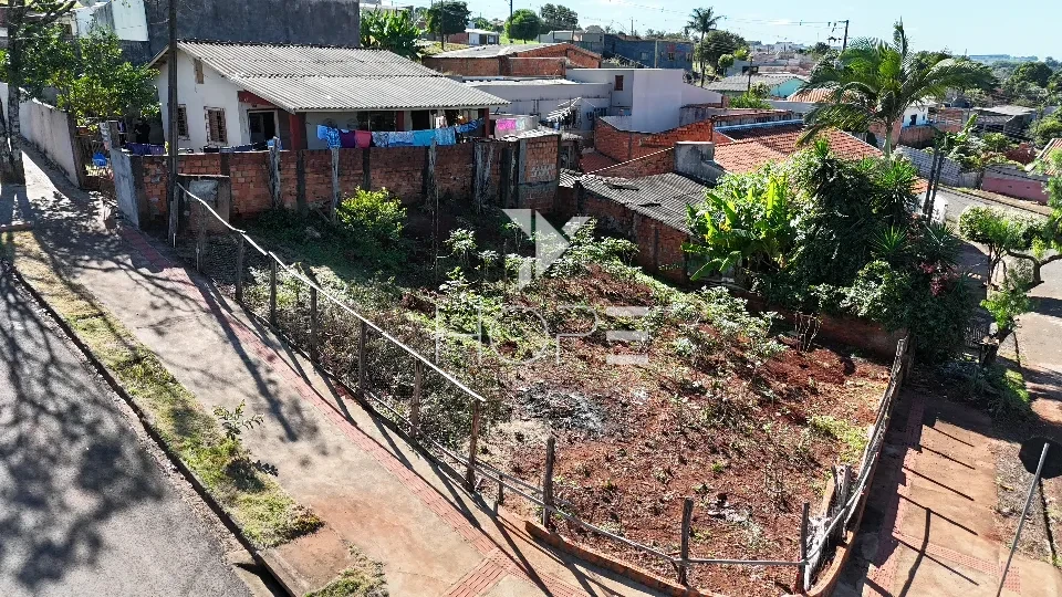 Imagens do imóveis Casa à venda com 80m² - 2 quartos - terreno de 365m² - Alto da Boa Vista - Londrina PR