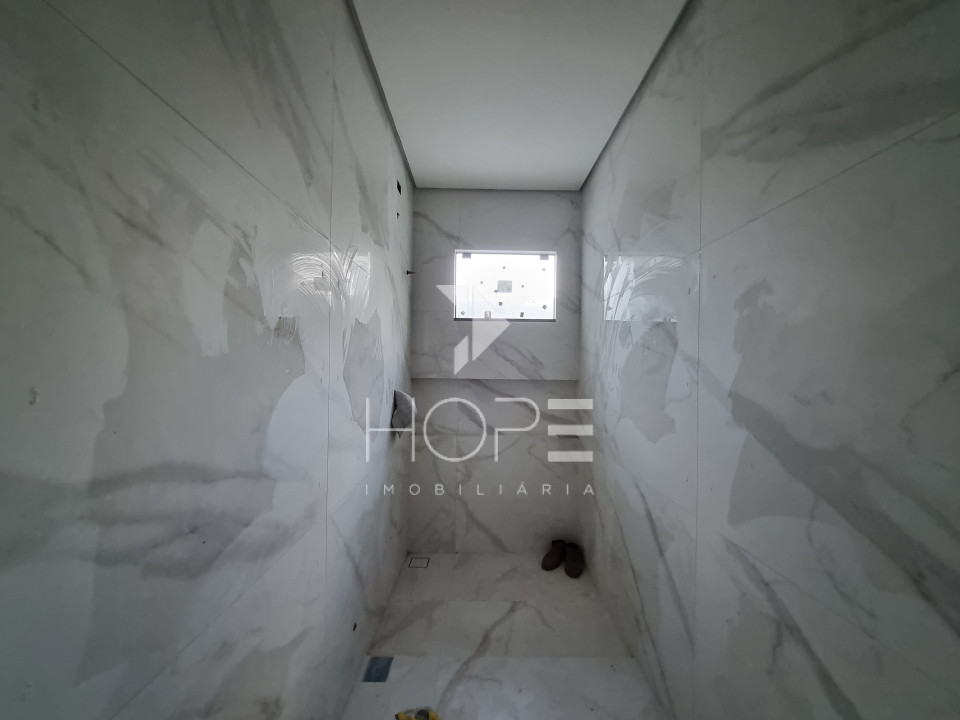 Imagens do imóveis CASA À VENDA EM CONDOMÍNIO NA ZONA NORTE