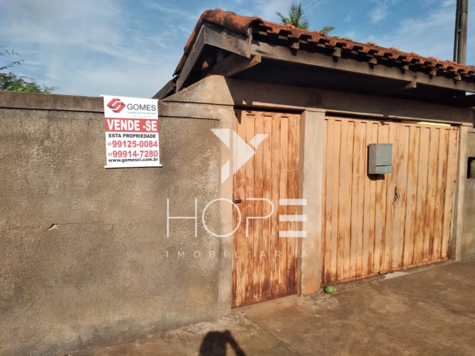 Casa à Venda 2 Quartos no Centro de Porecatu - PR – Terreno Amplo com Potencial