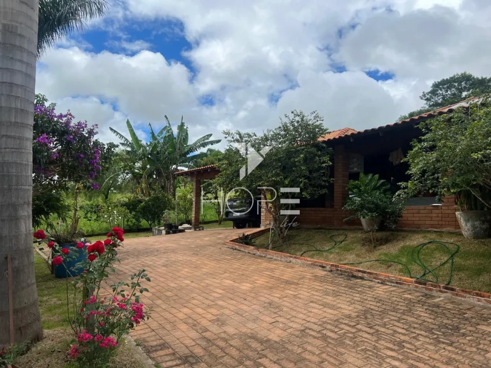 Imagens do imóveis Condomínio Chácaras Itaúna - chácara à venda com 3.500m² - 2 quartos - tanque de peixes - Ibiporã PR