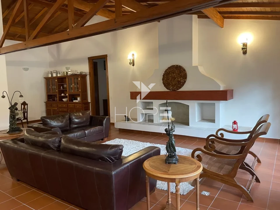 Imagens do imóveis Sítio à venda com 20.76 alqueires - sede com piscina - 4 represas - pecuária e lazer - Itu SP