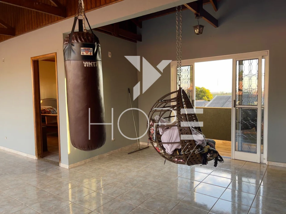 Imagens do imóveis Sobrado com piscina à Venda – 276m² Internos – 5 Quartos – Jardim Silvino – Zona Leste – Cambé/PR