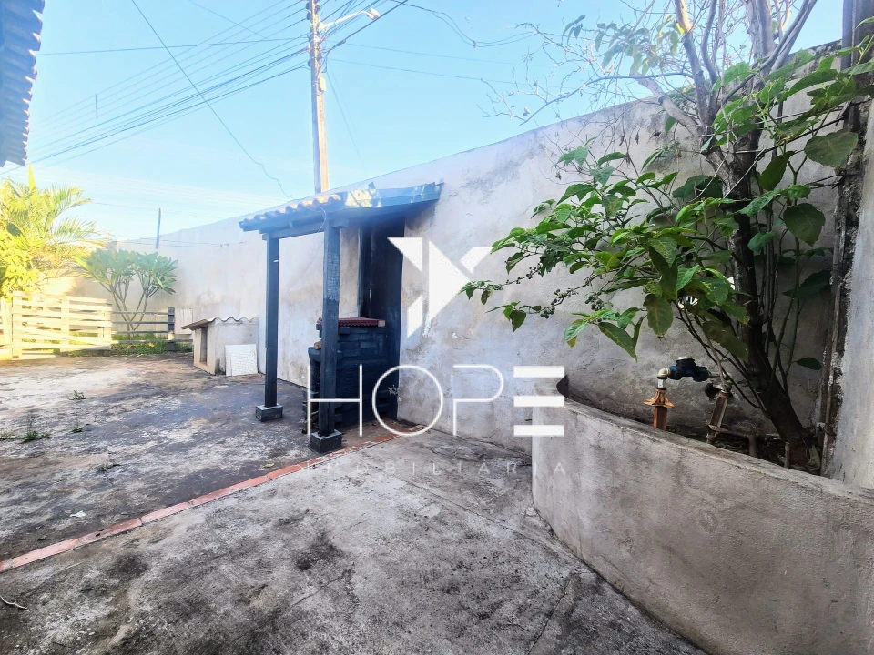 Casa com edícula à venda no Bairro Ouro Verde, Londrina, PR