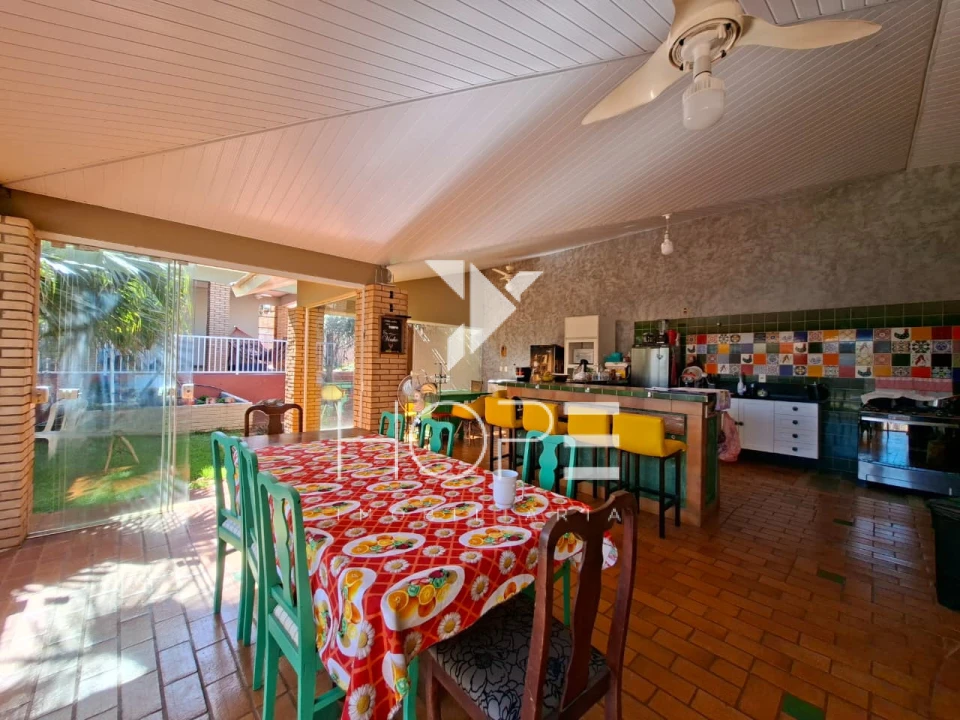 Imagens do imóveis Chácara de Alto Padrão à Venda – 2 Casas – Acesso ao Rio Paranapanema – Alvorada do Sul/PR