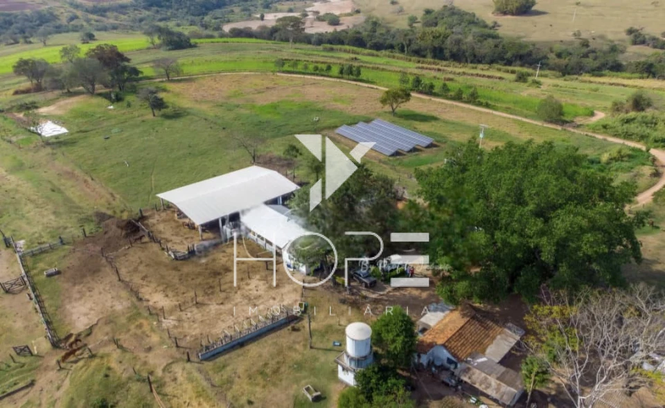 Imagens do imóveis Fazenda à Venda Proximo a Marília/SP – 190 Alqueires – abundante em Agua – Topografia Excelente
