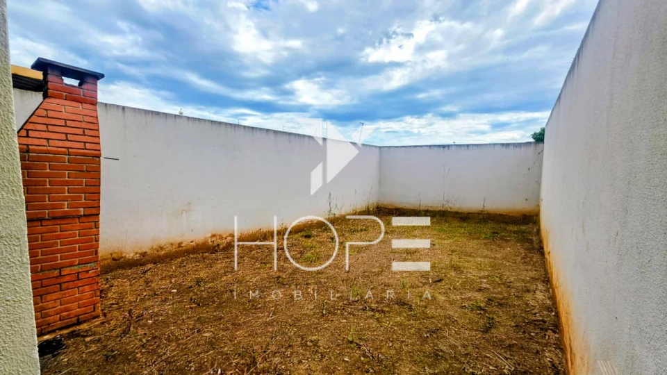 Casa para Venda e Locação – 131 m² – Colúmbia – Londrina/PR