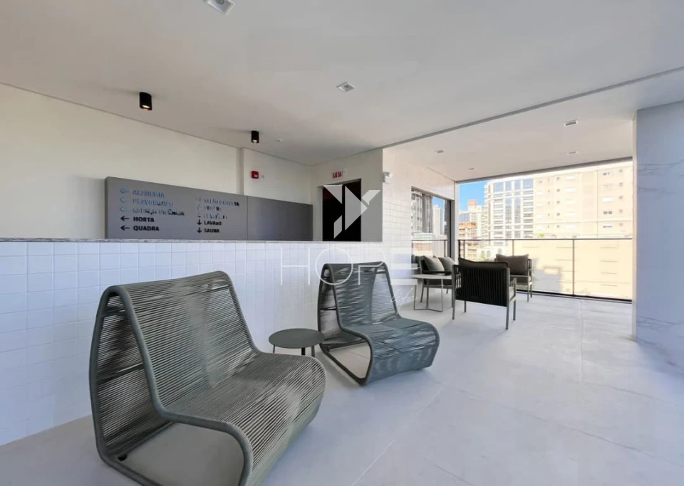 Residencial Ilha de Creta - apartamento à venda com 112m² - 3 suítes - 600 metros do mar - Meia Praia - Itapema SC