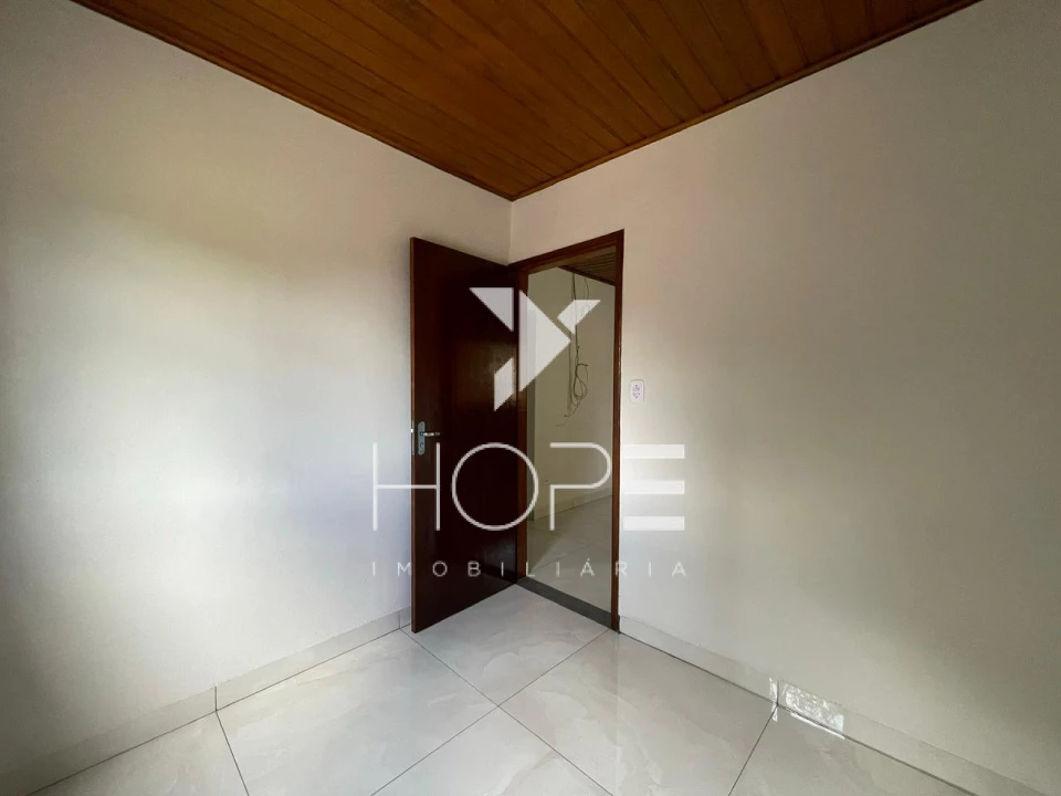 Imagens do imóveis Casa para Venda e Locação - 3 Quartos (1 Suíte) - Zona Norte - Londrina/PR