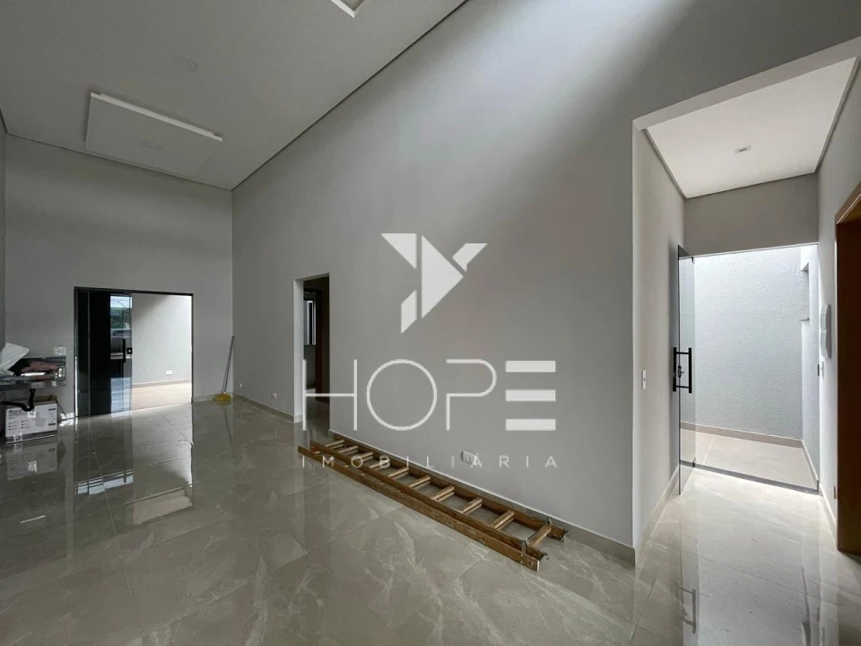 Casa à venda – 3 Quartos – Condomínio Royal Norte – Zona Norte – Londrina/PR