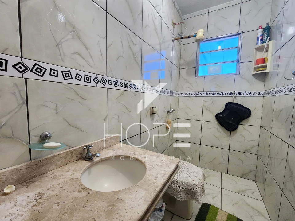 Casa à venda – 3 quartos – Conjunto Parigot de Souza 3 – Londrina/PR