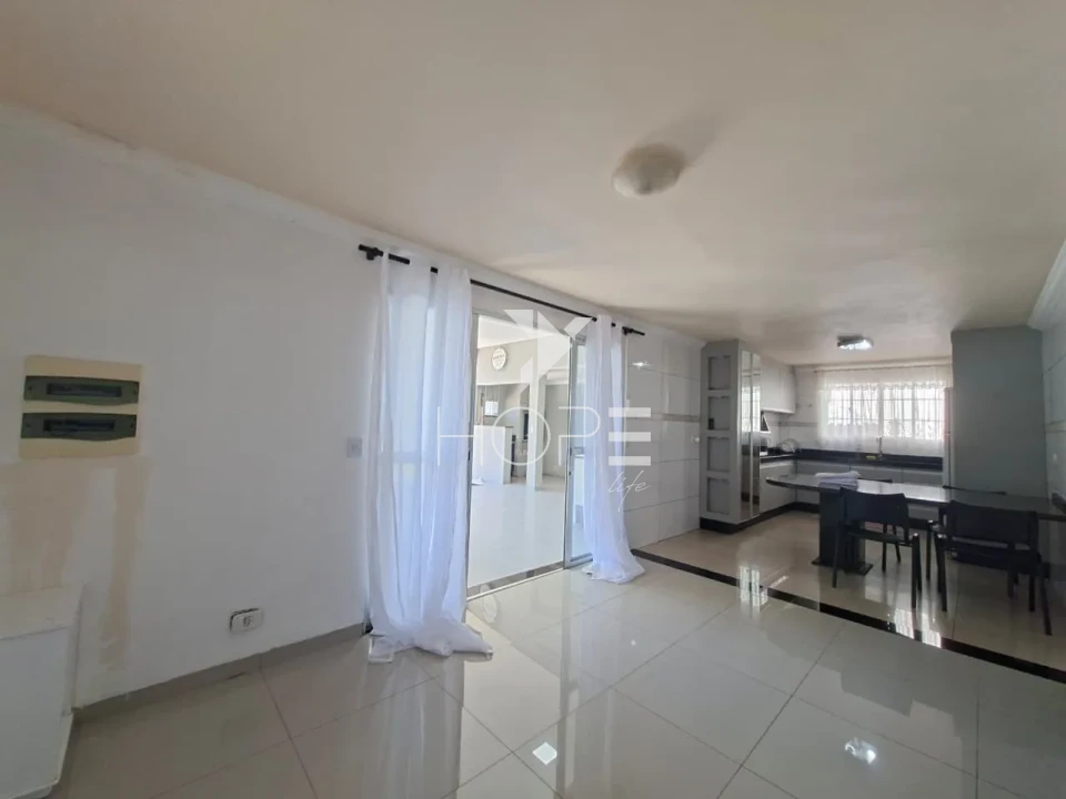 Condomínio Porto das Águas - chácara à venda com 1000m² - 3 quartos - 4 banheiros - 4 vagas - Porecatu PR
