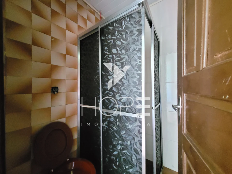 Imagens do imóveis Casa 3 Quartos com Edícula na Zona Oeste de Londrina – Bairro Leonor