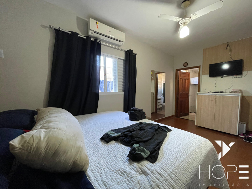 CASA TÉRREA A VENDA - 3 QUARTOS - VILA CASONI - LONDRINA