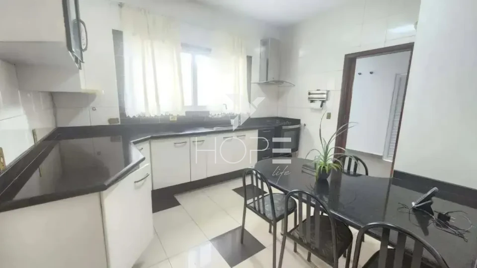 Imagens do imóveis Sobrado para locação com 350 m² - 4 quartos - piscina - próximo à Avenida Maringá - Quebec -Londrina PR