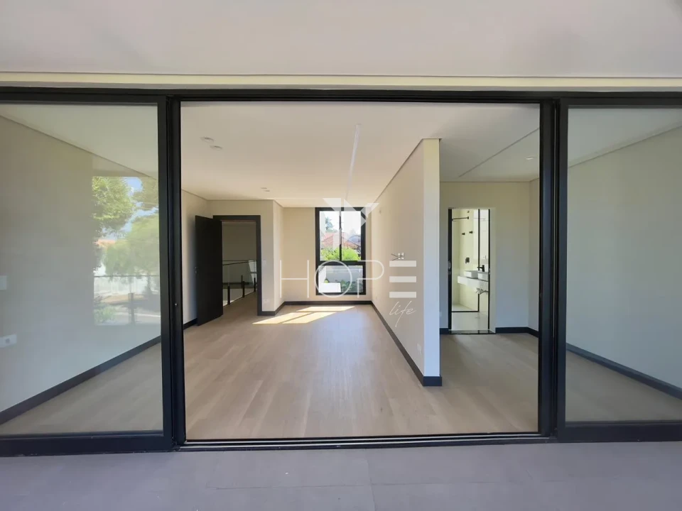 Imagens do imóveis Sobrado com piscina à Venda – 261m² – 3 Quartos (2 Demi-suítes) – Jardim das Mansões – Cambé/PR