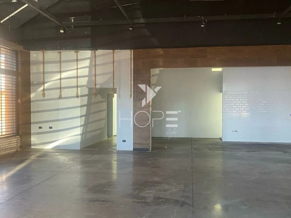 Imagens do imóveis Salão comercial para alugar com 303 m² - 3 banheiros - 4 vagas - Jardim Beltrão - Ibiporã/PR