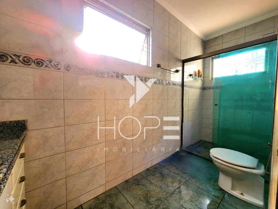 Imagens do imóveis Sobrado à Venda 5 Quartos – Bairro Coliseu – Zona Norte Londrina PR