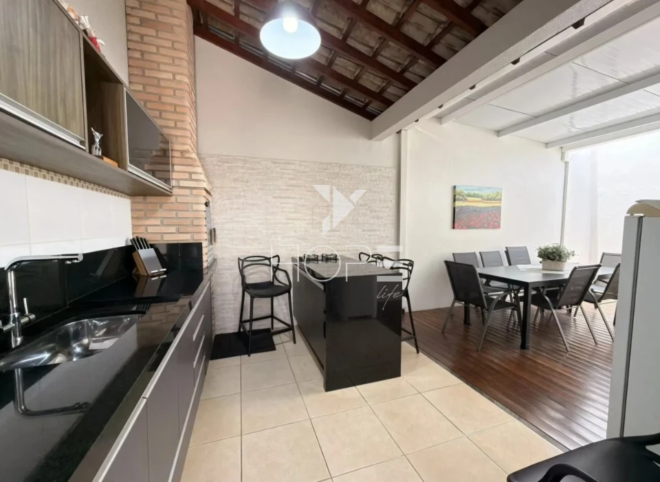 Imagens do imóveis Condomínio Monserrat - casa em condomínio à venda com 224 m² - 3 quartos (1 suíte - 1 demi-suíte) - 2 vagas - Zona Sul - Londrina PR