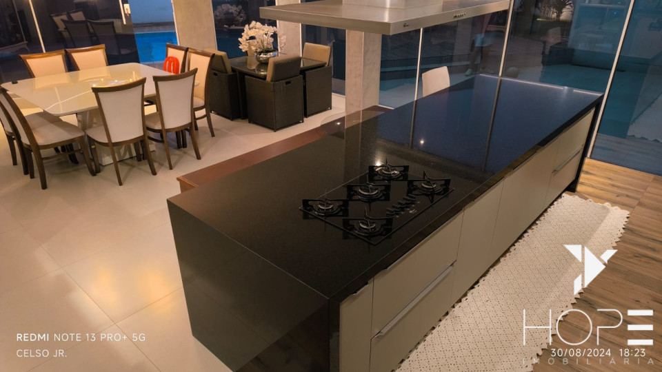 Imagens do imóveis CASA TÉRREA  A VENDA - JARDIM QUEBEC - CENTRO - LONDRINA, PR
