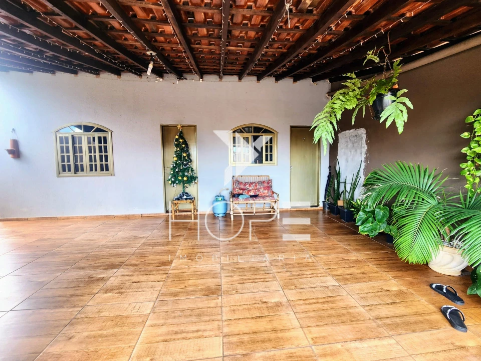 Casa à venda – 2 quartos – proximo a Saul Elkind – Londrina/PR