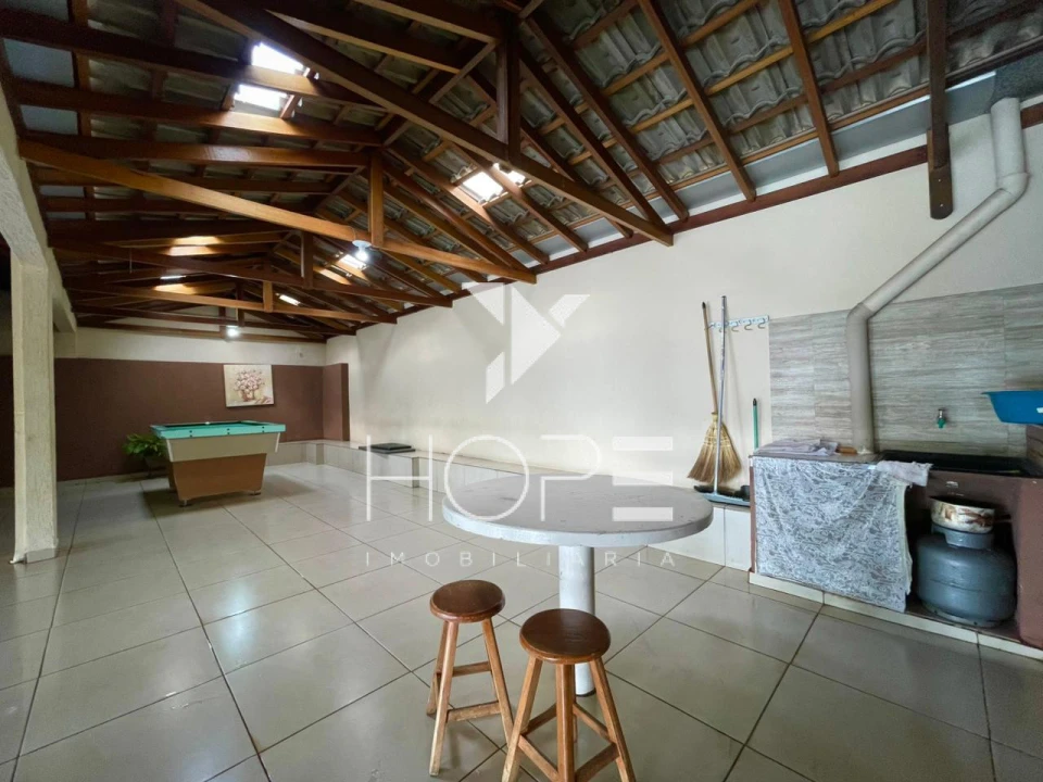 Chácara à Venda - Porteira Fechada – 450m² – Bairro Colúmbia – Zona Oeste – Londrina/PR