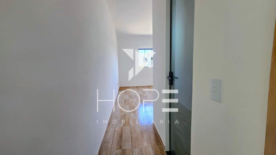 Casa Térrea em Condomínio para Venda e Locação – 3 Quartos(1 Suíte) – Condomínio Royal Norte – Zona Norte – Londrina/PR