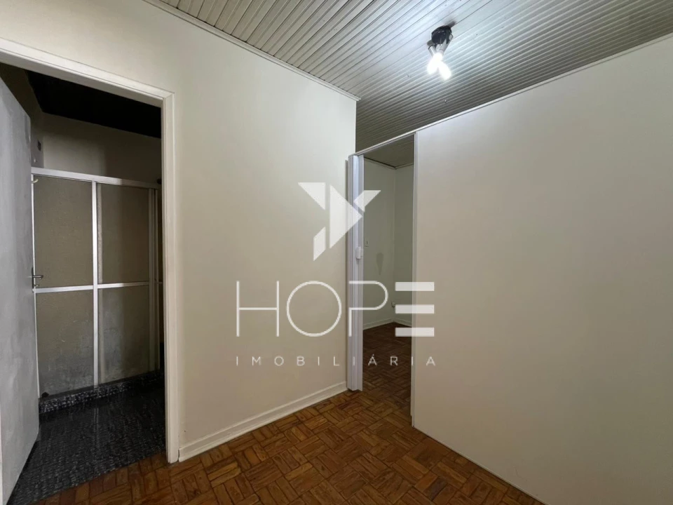 Sobrado Comercial e Residencial para Venda e Locação – 5 Quartos (2 Suítes) – Centro – Londrina/PR 