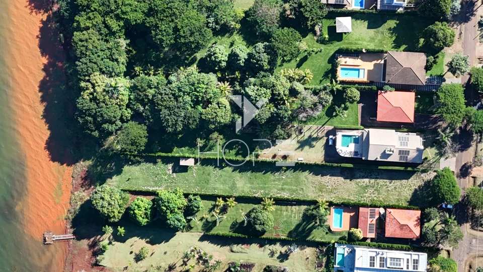 Imagens do imóveis Condomínio Porto das Águas - chácara molhada de alto padrão à venda com 1.800m² - 7 quartos - piscina - Porecatu PR