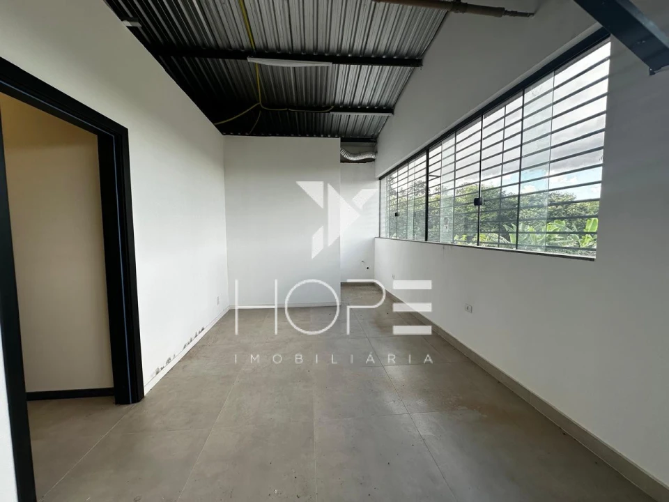 BARRACAO PARA LOCAÇÃO – 578 m² NA AV SÃO JOÃO