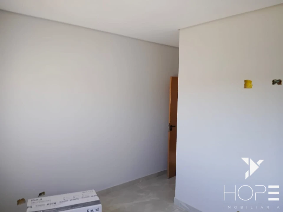 Casa à venda – 3 Quartos – Condomínio Royal Norte – Zona Norte – Londrina/PR