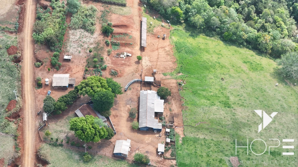 Imagens do imóveis Sítio Escriturado à venda – 6,25 alqueires – Tamarana/PR