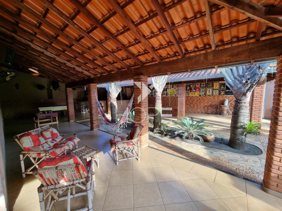 Imagens do imóveis Chácara à venda com 170 m² - 3 quartos - 2 banheiros -  3 vagas - Balneário Tibagi - Ibiporã/PR