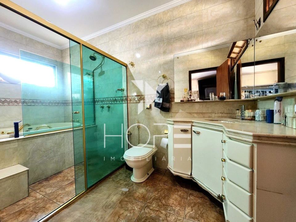 Imagens do imóveis Sobrado à Venda 5 Quartos – Bairro Coliseu – Zona Norte Londrina PR