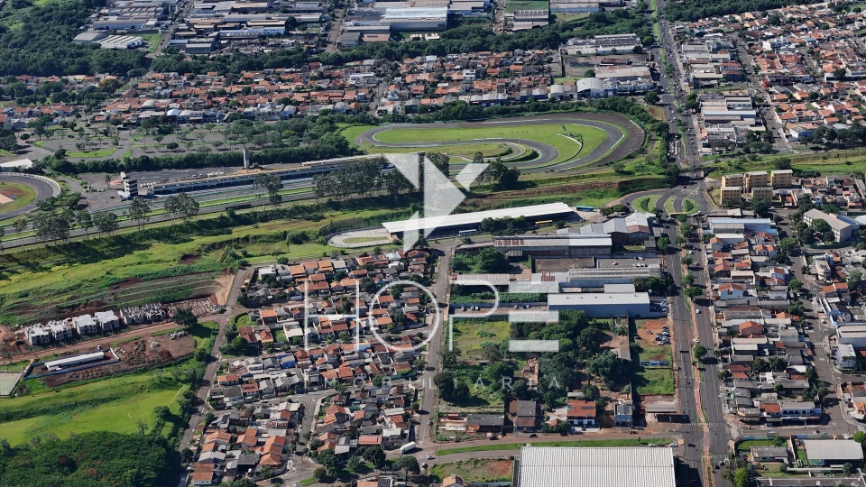 Terreno comercial à venda – aprox. 11.000 m² – Av. da Liberdade – Londrina/PR