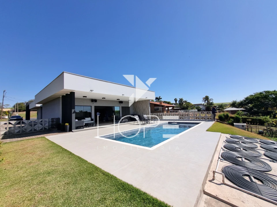 Chácara Beira-Rio de Alto Padrão à Venda – Condomínio Porto das Águas – Porecatu/PR