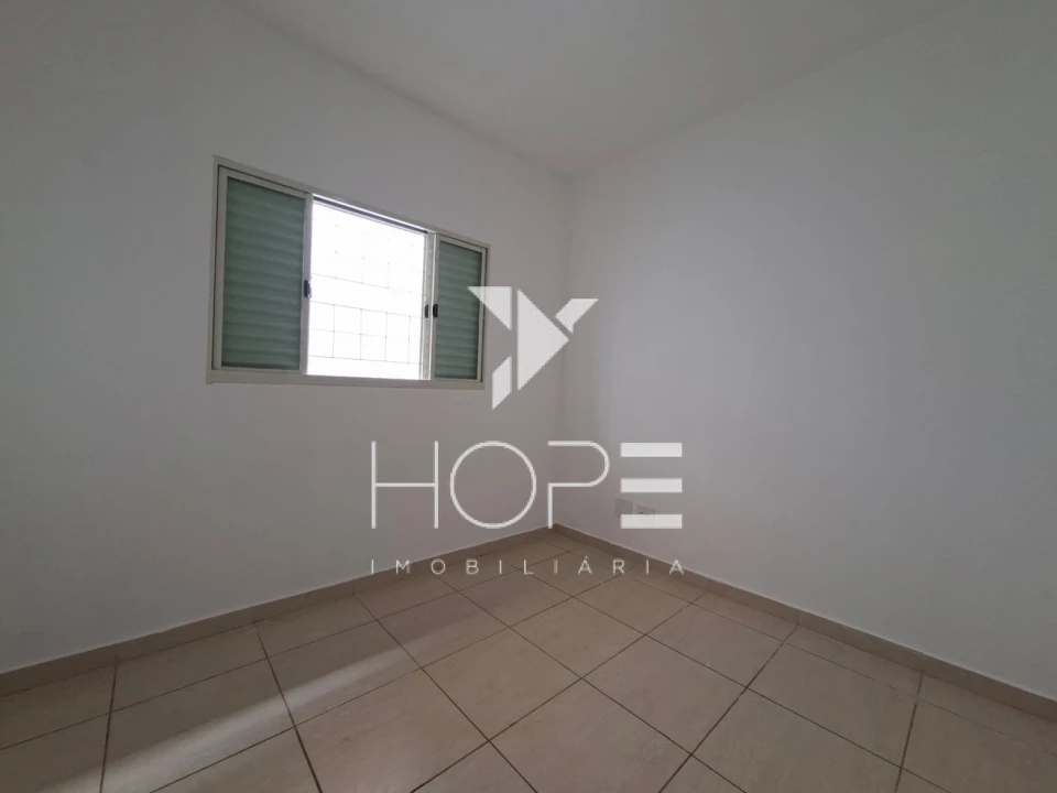 Imagens do imóveis Casa Geminada à Venda – Jardim Império do Sol – 3 Quartos (1 Suíte)