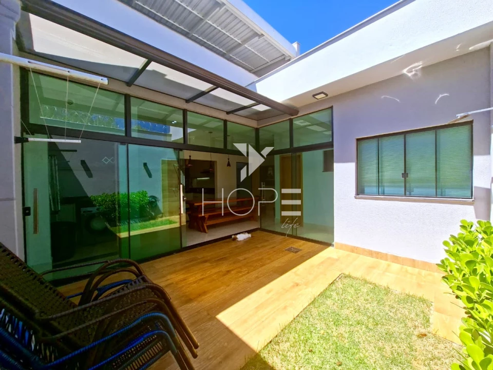 Imagens do imóveis Sobrado em Condomínio à Venda – 3 Quartos (1 Suíte) – 157m² – Residencial Heimtal Park – Londrina/PR