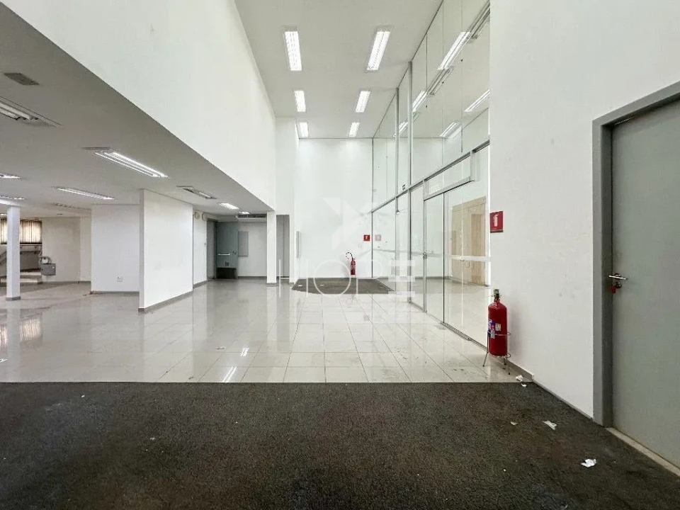 Imagens do imóveis Ponto comercial para locação com 370 m² - 10 vagas - antiga agência bancária - Av. São João - Antares - Londrina PR