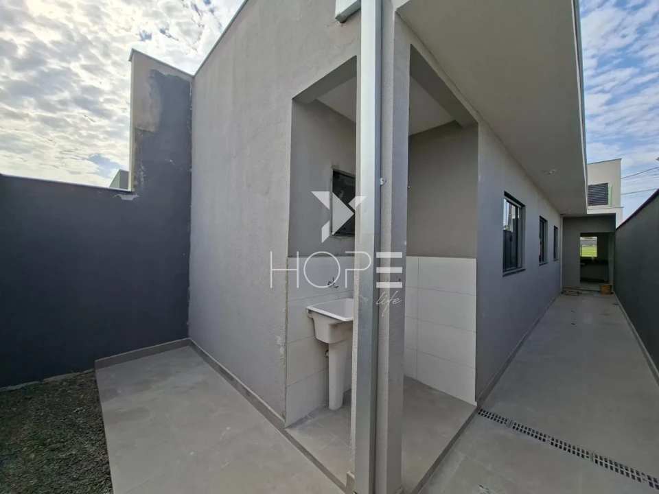 Imagens do imóveis Casa Geminada à venda com 71 m² - 3 quartos - 1 suíte - Jardim Montecatini - Zona Leste - Londrina PR