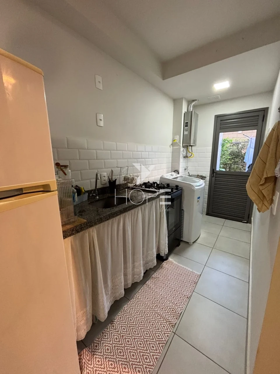 Imagens do imóveis Edifício Sunny Downtown - apartamento garden à venda com 105m² - 2 quartos (1 suíte) - 1 vaga - Centro - Londrina PR