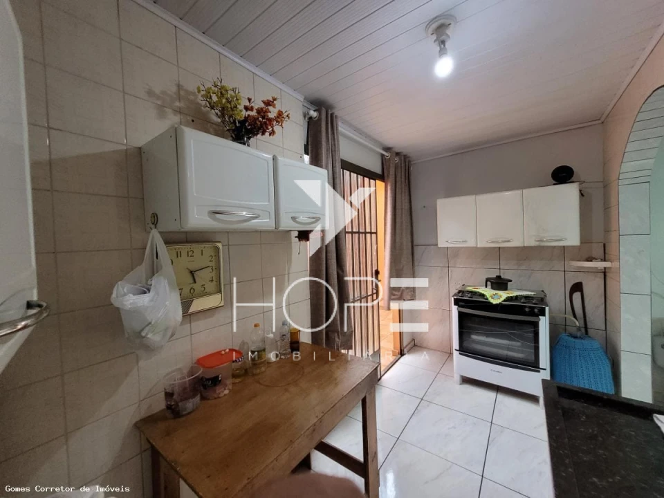 Imagens do imóveis Casa com Edícula à Venda na Zona Norte de Londrina – Conjunto Semiramis