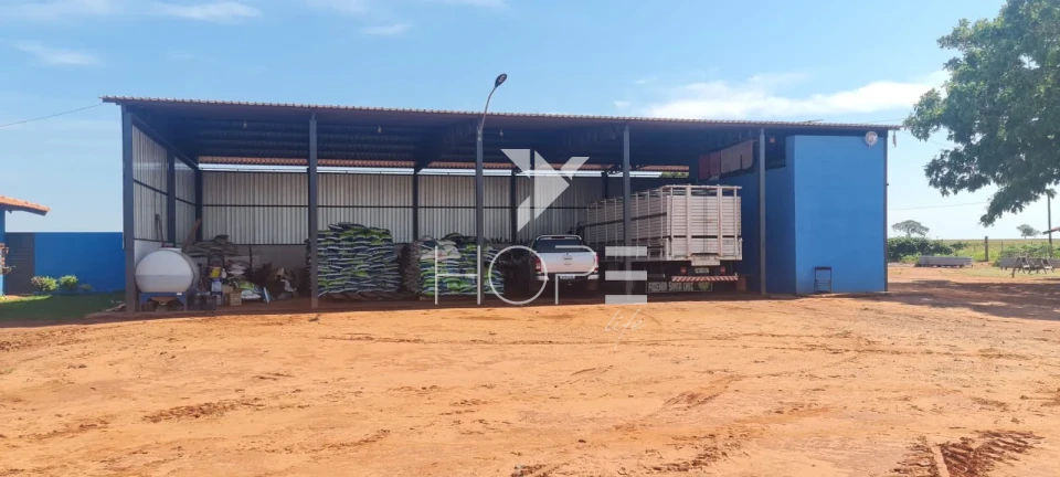 Imagens do imóveis Fazenda em dívida à venda com 322 alqueires - estrutura pecuária completa - Águas Claras MS