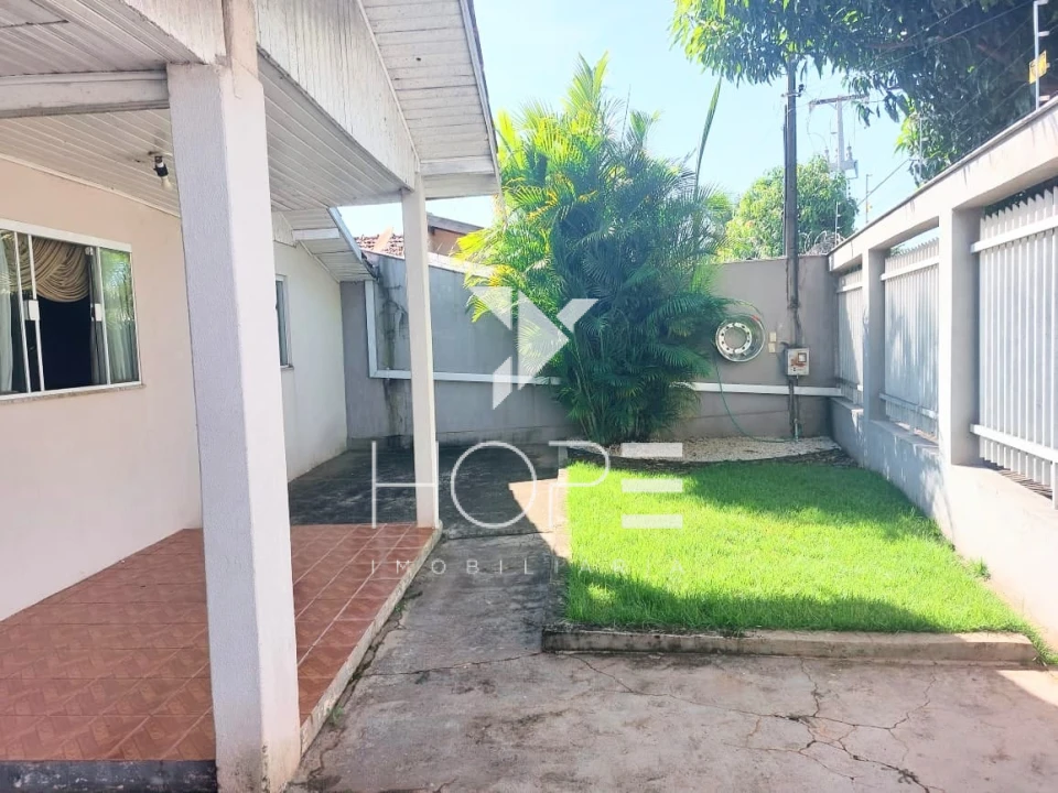 Casa à venda – 2 quartos – Bairro Ouro Verde – Londrina/PR