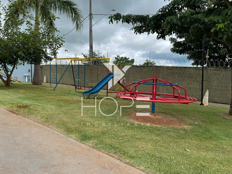 Casa à venda – 3 Quartos – Condomínio Royal Norte – Zona Norte – Londrina/PR