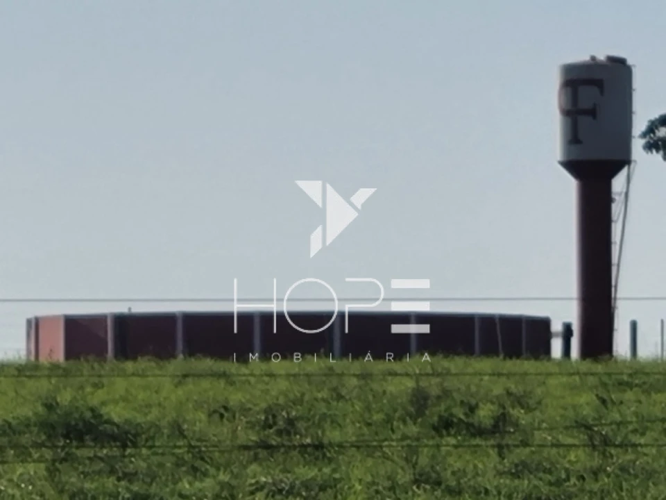 Imagens do imóveis Fazenda Leiteira Porteira Fechada à Venda – 78 Alqueires – Paranavaí/PR – Estrutura Completa + Usina Solar