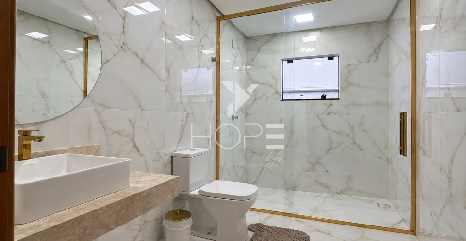 Casa geminada à venda - 03 quartos  (1 Suíte)  81 m² -  Jd. Bela Itália - Cambé/Pr.