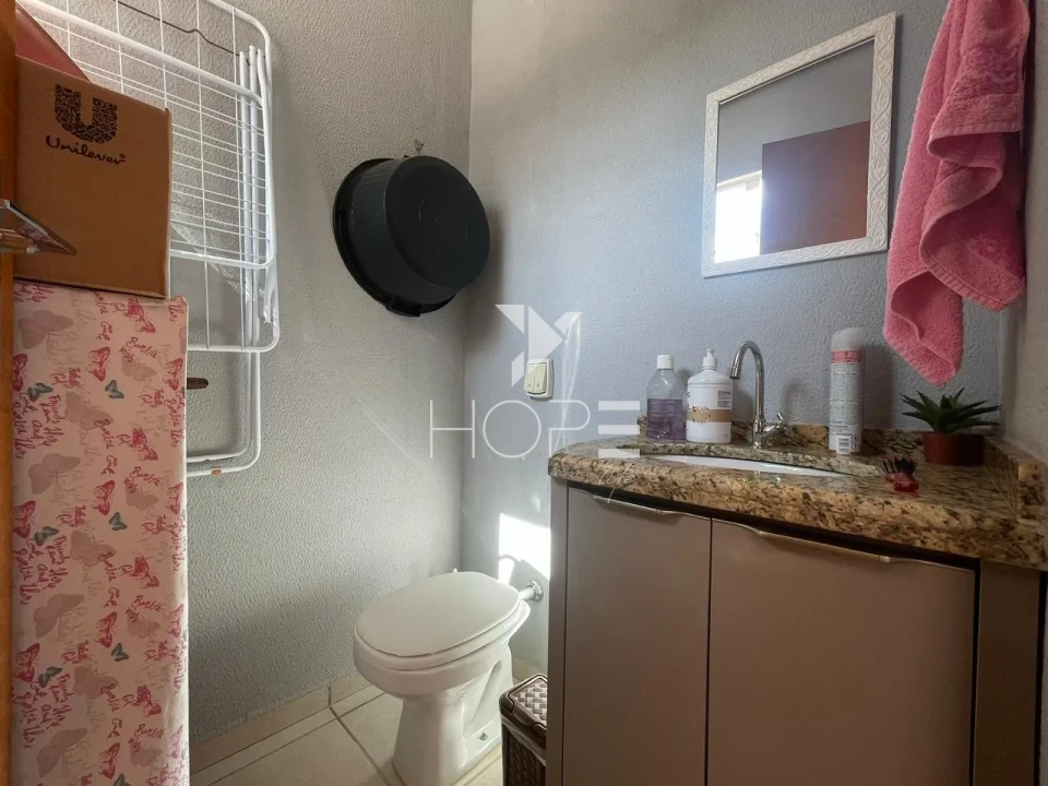 Imagens do imóveis CASA A VENDA CHAMONIX - 3 DORMITÓRIOS (1 SUÍTE) - 125m² - R$ 490.000,00