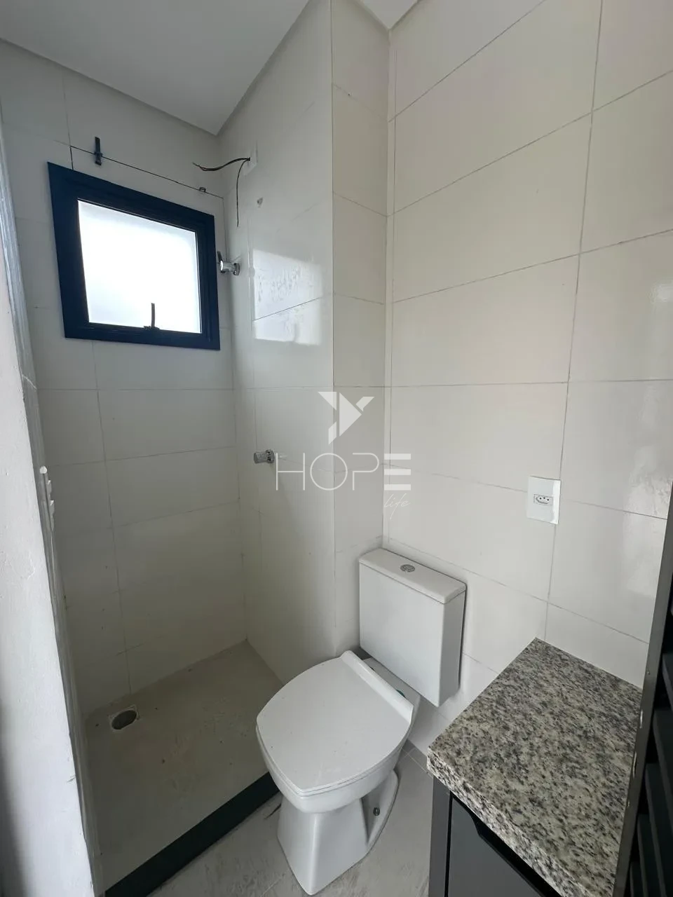 Imagens do imóveis Cobertura duplex à venda em Matinhos, Centro, com 91 m², 2 quartos, área gourmet e 1 vaga de garagem - Aceita permuta por imóvel em Londrina/PR.
